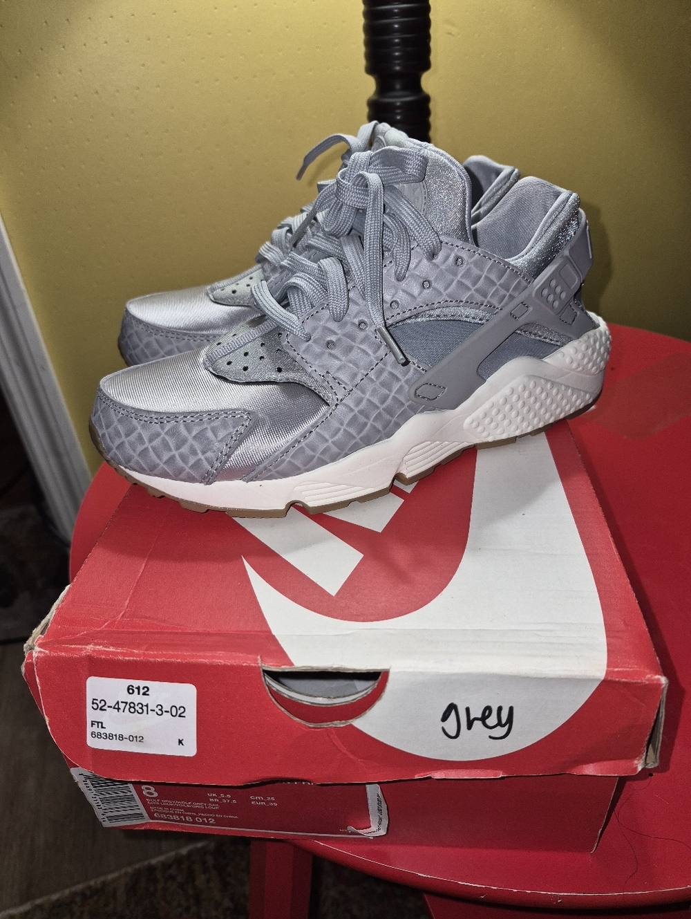 Nike Grey Athletic Sneakers - Textured Huarache Style